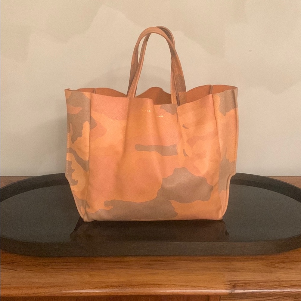 Chic Camouflage Tote Bag in Orange and Tan